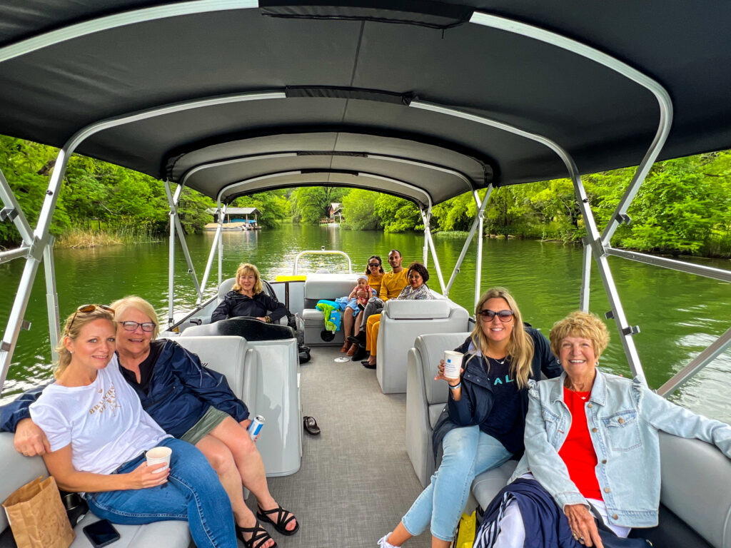 Partially guided boat tour in Austin, Texas