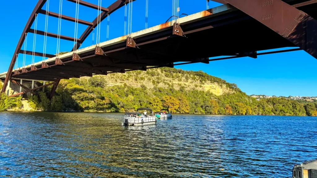 Lake Austin boat rental under Pennybacker Bridge in Austin Texas